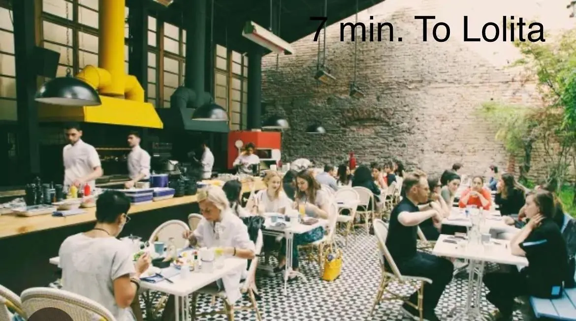 Διαμέρισμα Hotel Type Room With Mini Kitchen And Balcony On Melikishvili, City Center Τυφλίδα